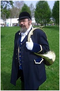 Bernard MERCIER, sonneur de trompe de chasse et Veneur de Sainte Marie-Madeleine